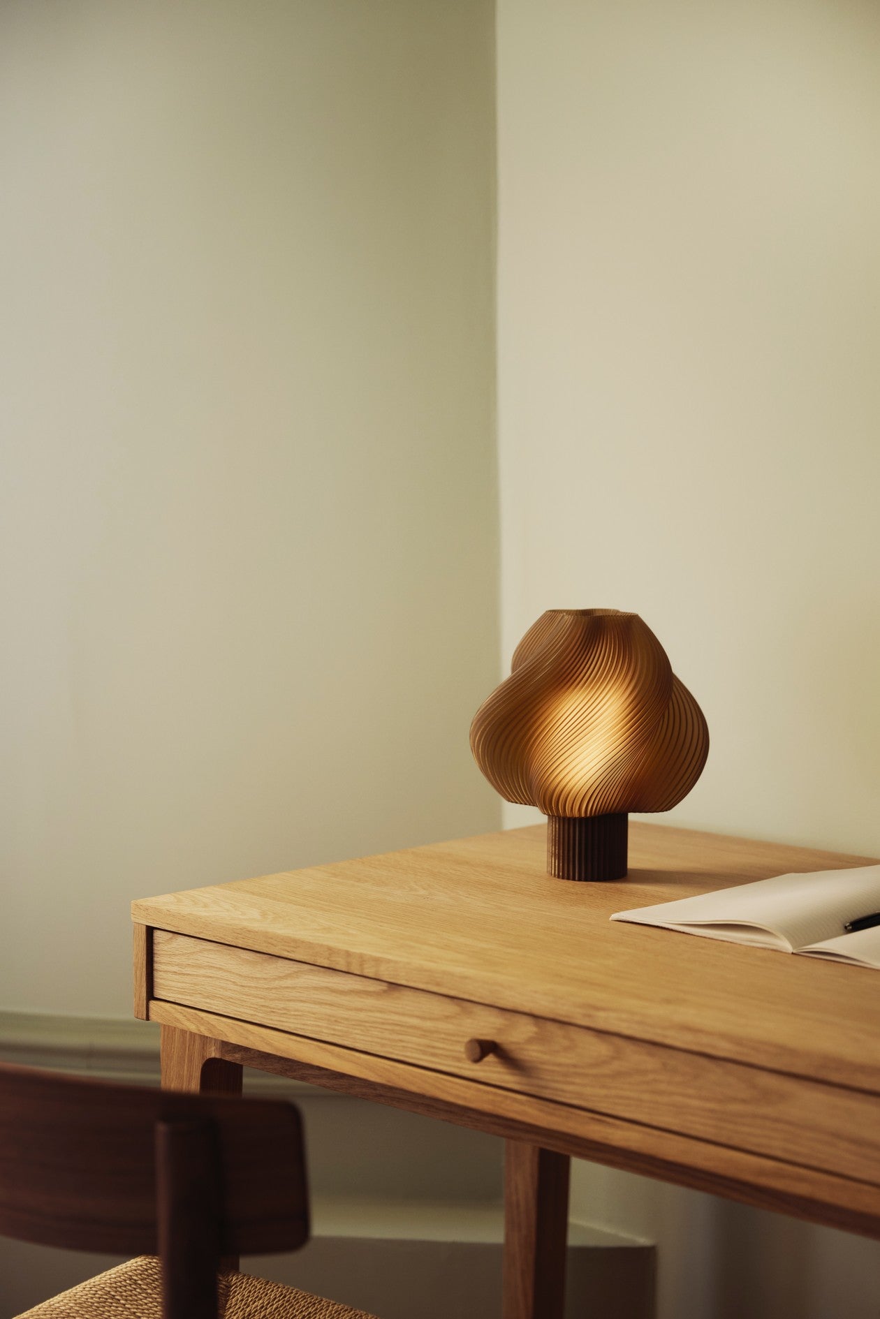 Soft Serve Lamp Portable