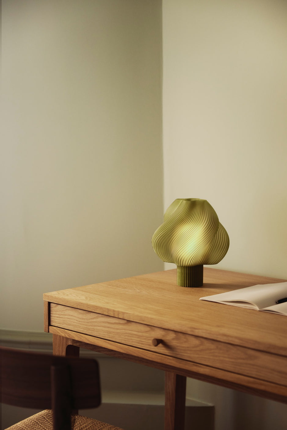 Soft Serve Lamp Portable