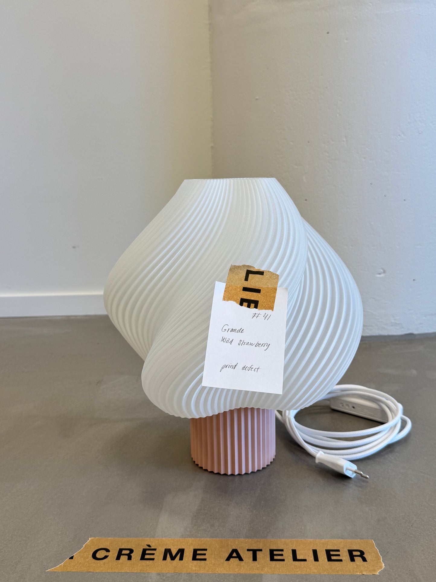 #41 Soft Serve Lamp Grande - Wild strawberry - 30% off Archive