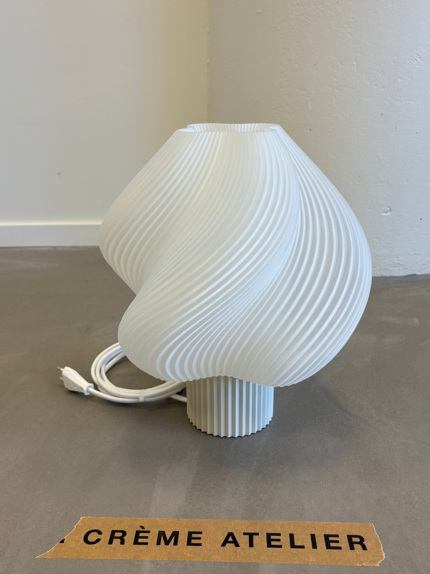 #71 Soft Serve Lamp Grande Vanilla bean - 40% off Archive