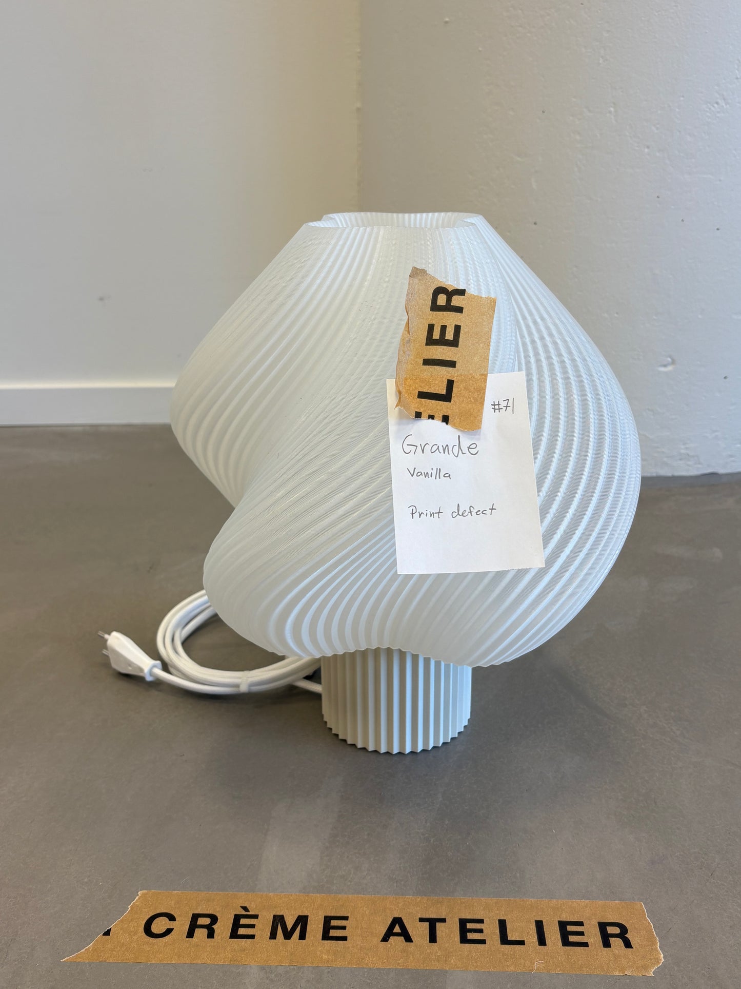 #71 Soft Serve Lamp Grande Vanilla bean - 40% off Archive
