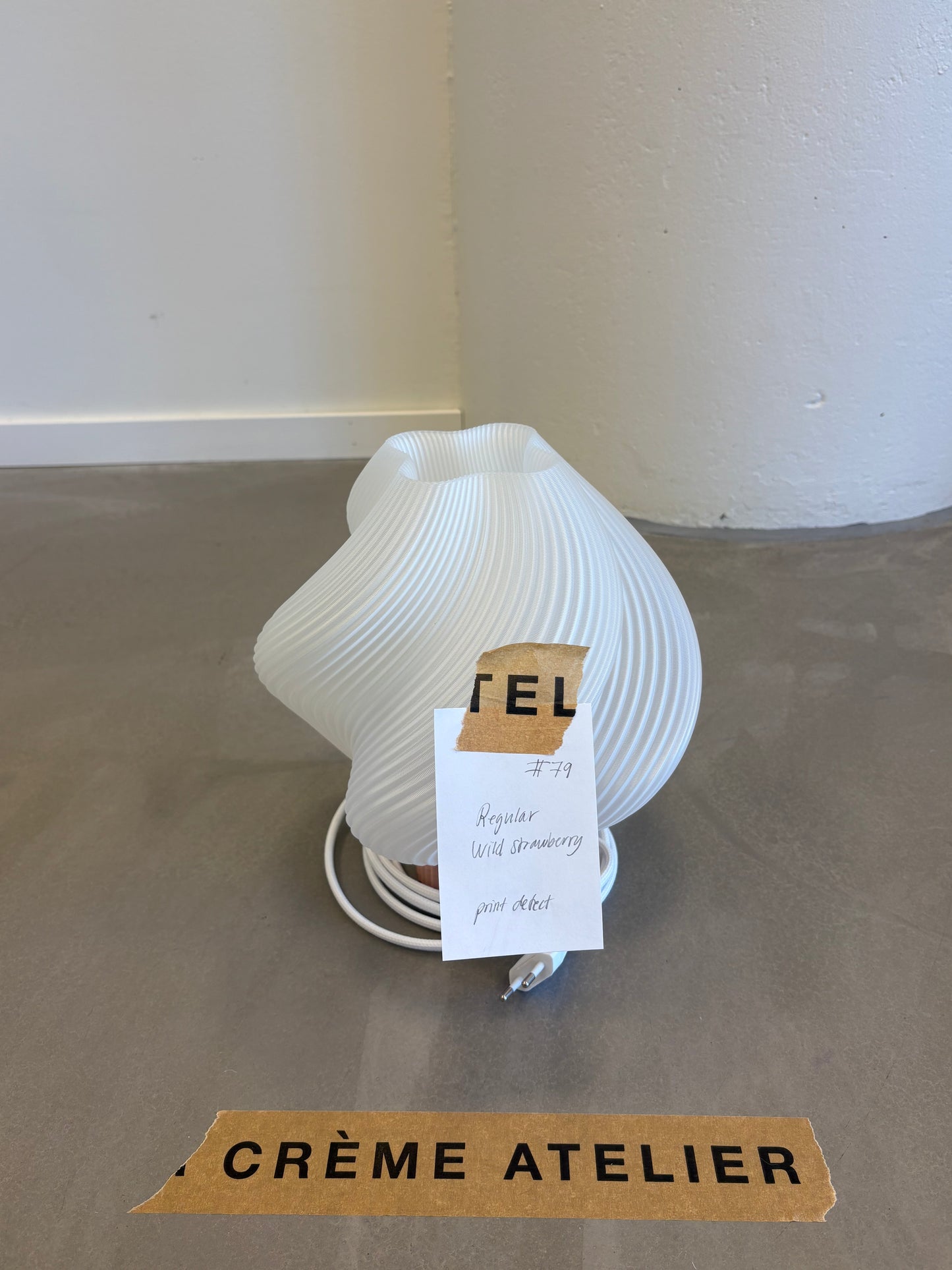 #79 Soft Serve Lamp Regular Wild strawberry - 30% off Archive