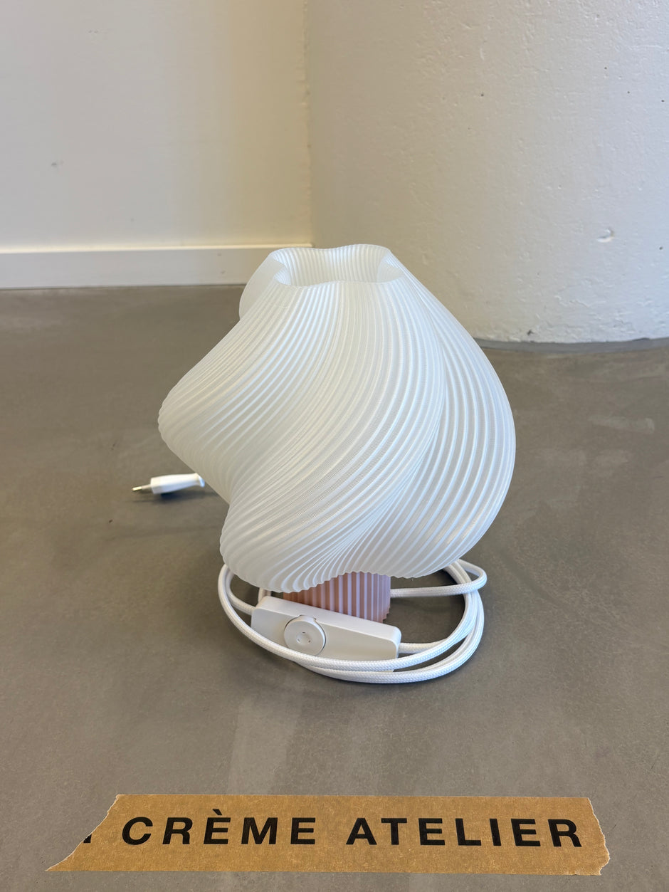 #95 Soft Serve Lamp Regular Wild strawberry - 30% off Archive