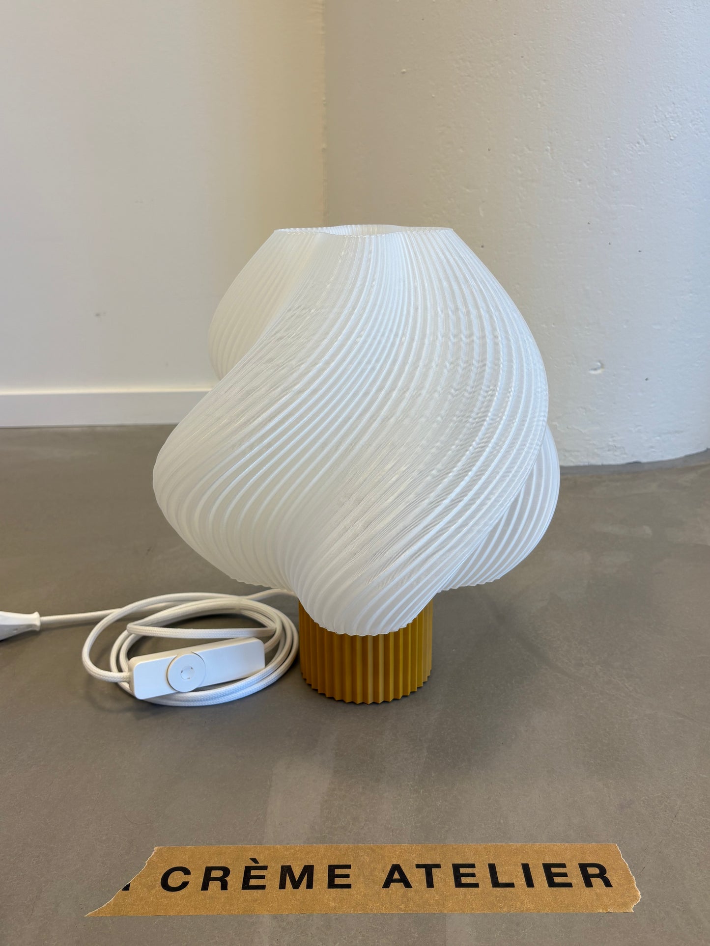 #93 Soft Serve Lamp Grande Cloudberry - 30% off Archive